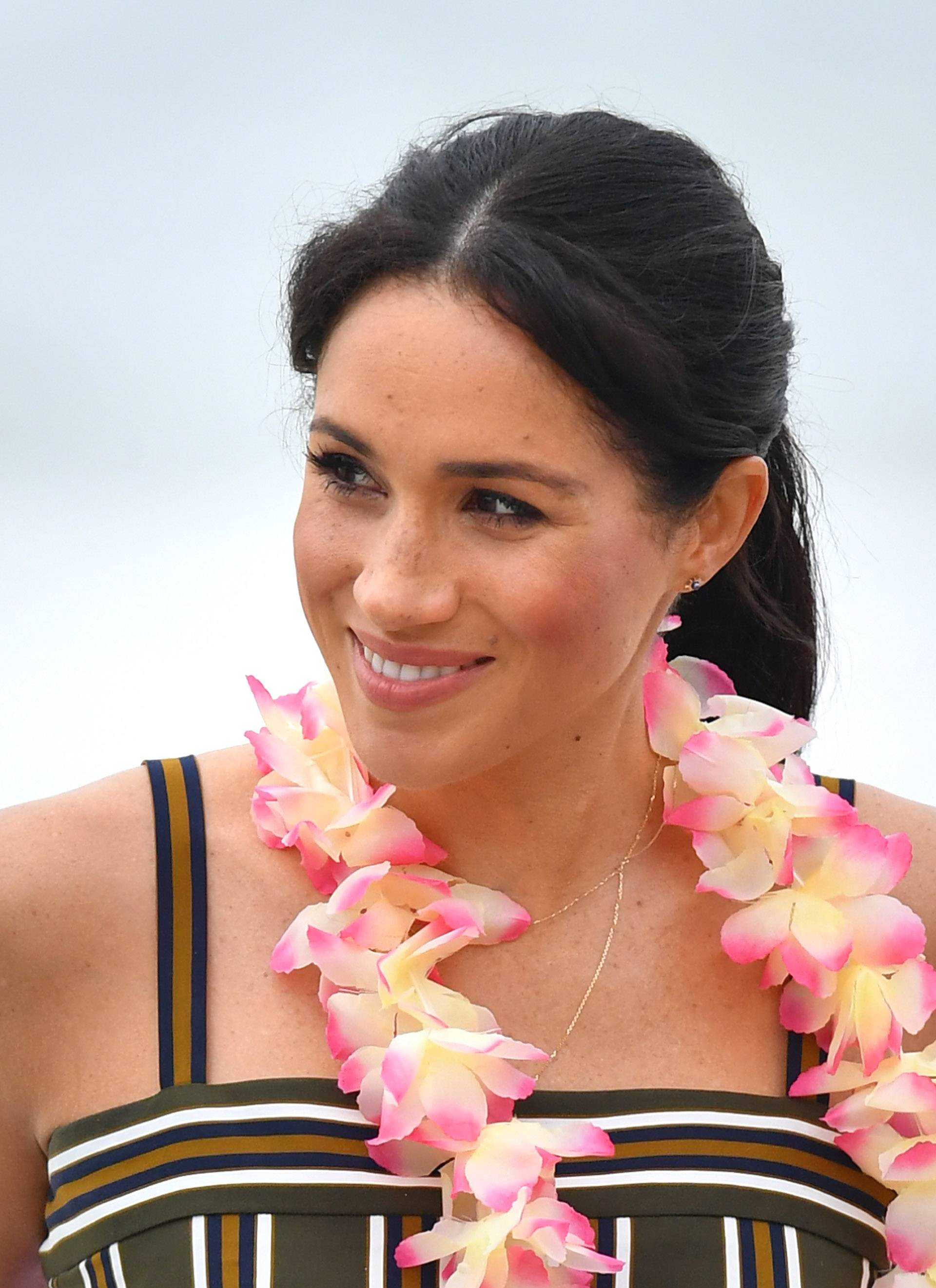 Meghan Markle nosi cipele u kojima ne bi "smjela" pred kraljicu