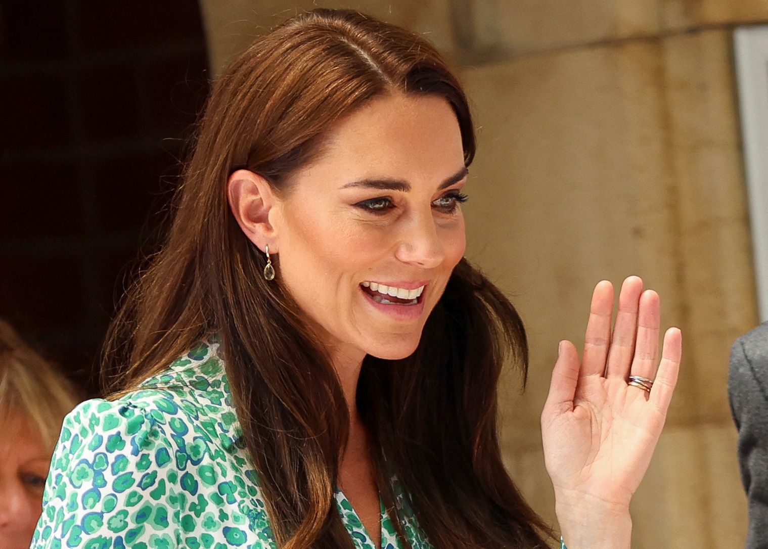 Kate Middleton nemamo često prilike vidjeti u ovako efektnim komadima: Zablistala je u haljini leopard uzorka!