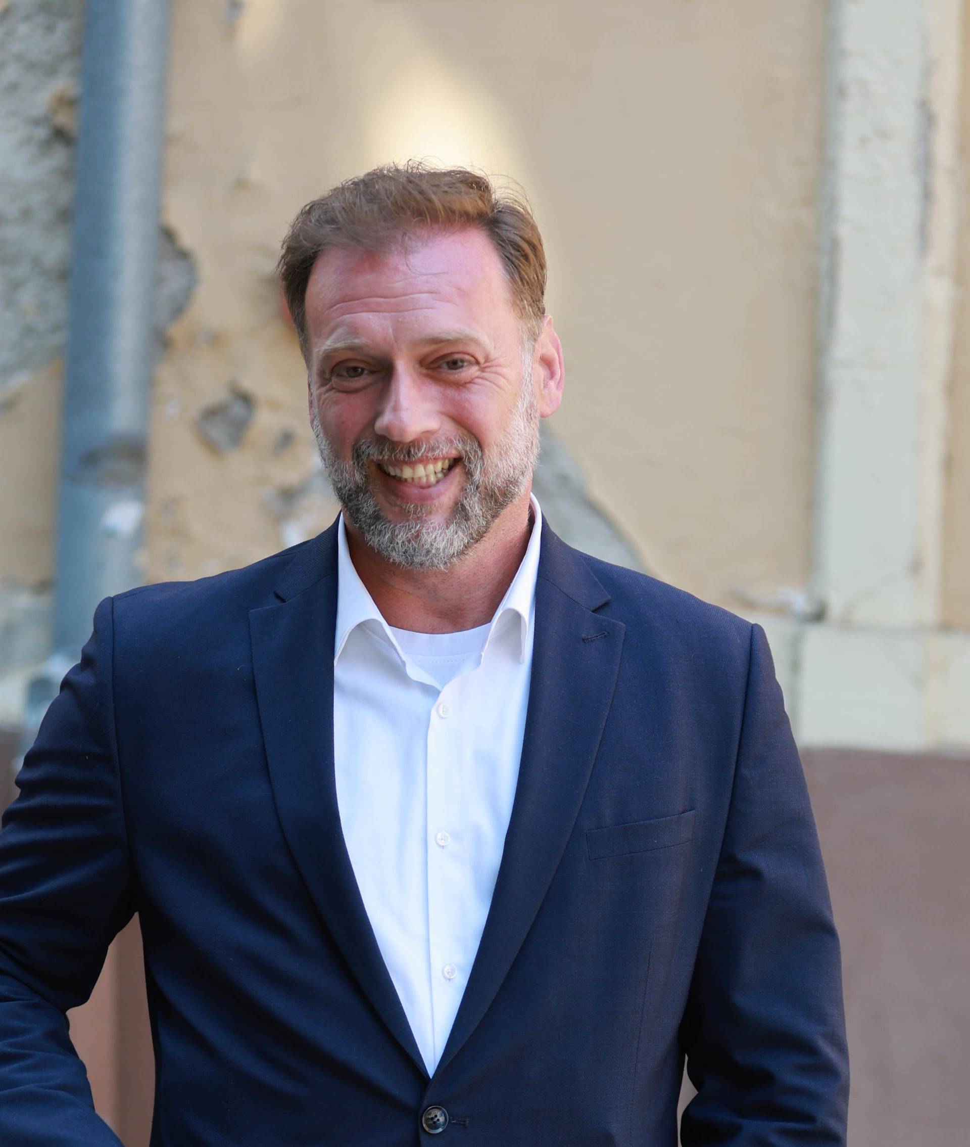 Mario Banožić na sudu je pridržao luksuznu torbu: Doznali smo čija je