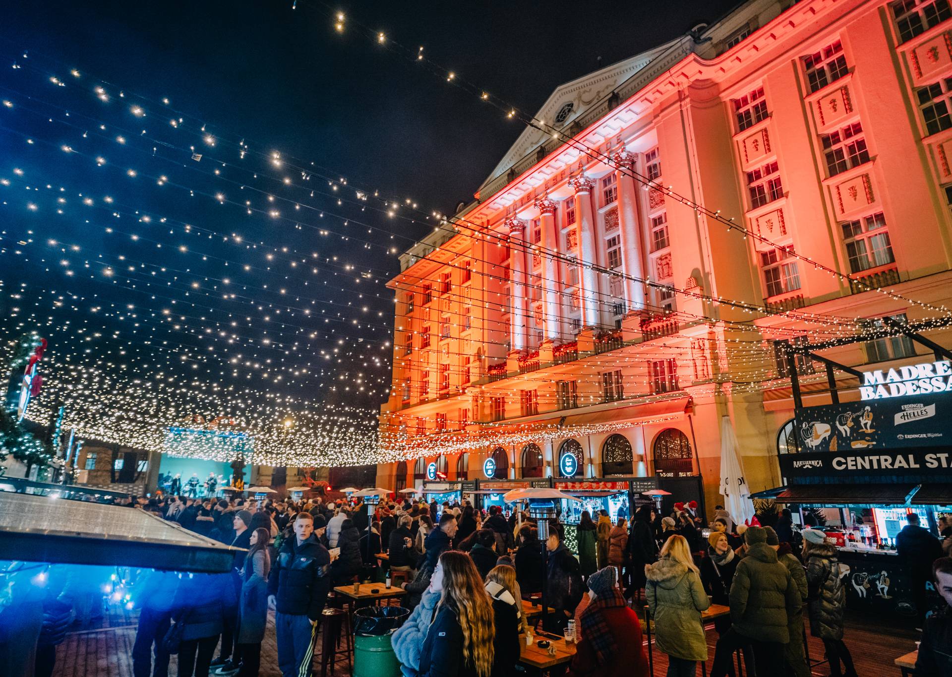 Zagrebački hotel Esplanade i ovog adventa postaje gurmanski najprivlačnije i najsjajnije središte društvenog života grada.