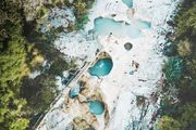 Znate li za Kotle, malo mjesto u Istri koje očarava tirkiznim slapovima i prirodnim bazenima?