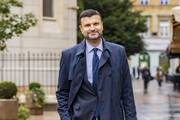 Klasika koja nikad ne izlazi iz mode: Ako ove jeseni u garderobu uvrstite odijelo poput njegovog, nećete pogriješiti
