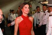 Efektna crvena od glave do pete: Kraljica Letizia zablistala je u elegantnom kombinezonu