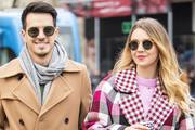 On nosi klasičan kaput kojeg je dobro imati u ormaru, a ona jedan od najboljih modela koje smo vidjeli na špici