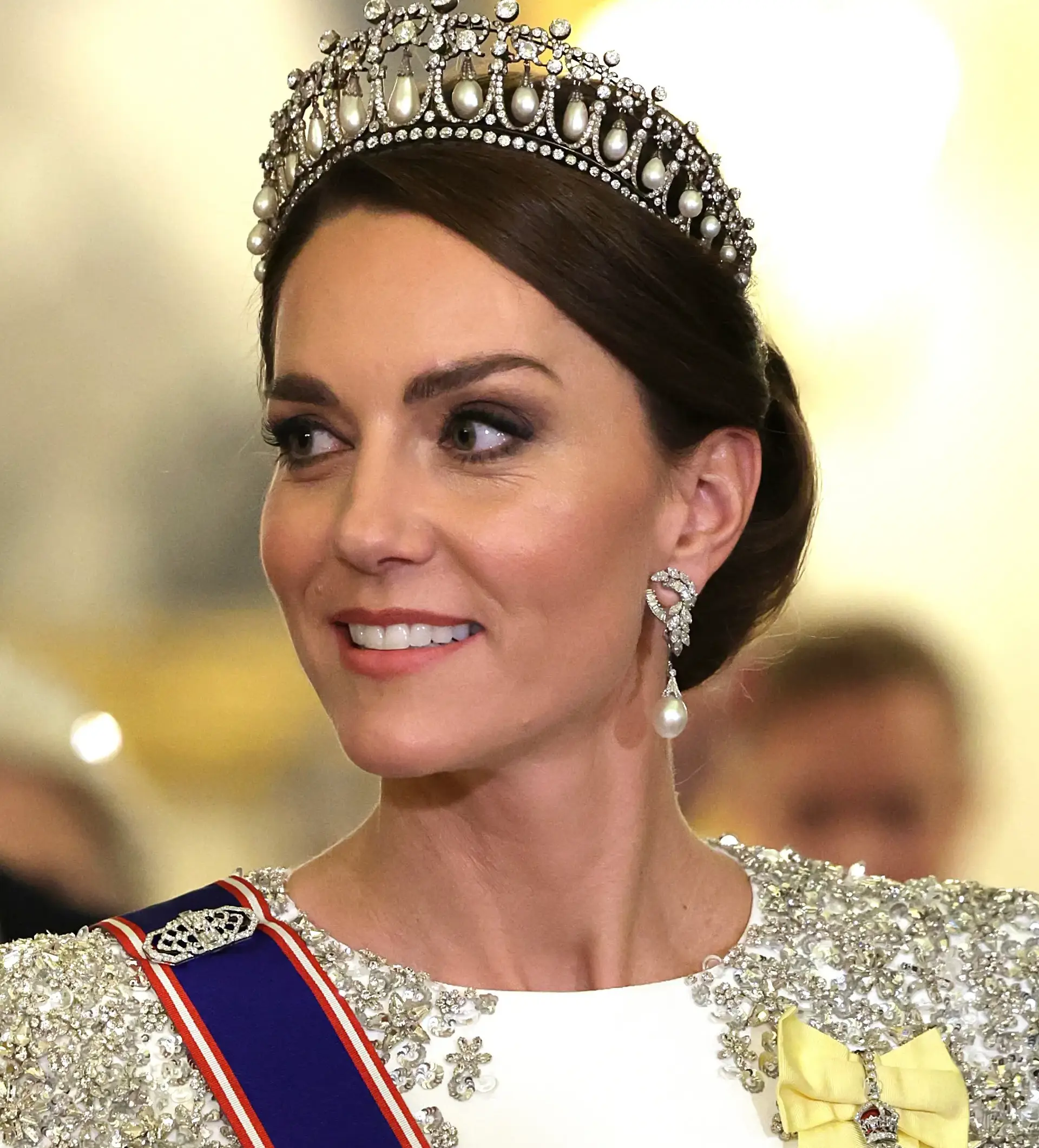 Kate Middleton rijetko nosi tijare: Prisjetili smo se svakog puta kada je nosila kraljevske dijamante