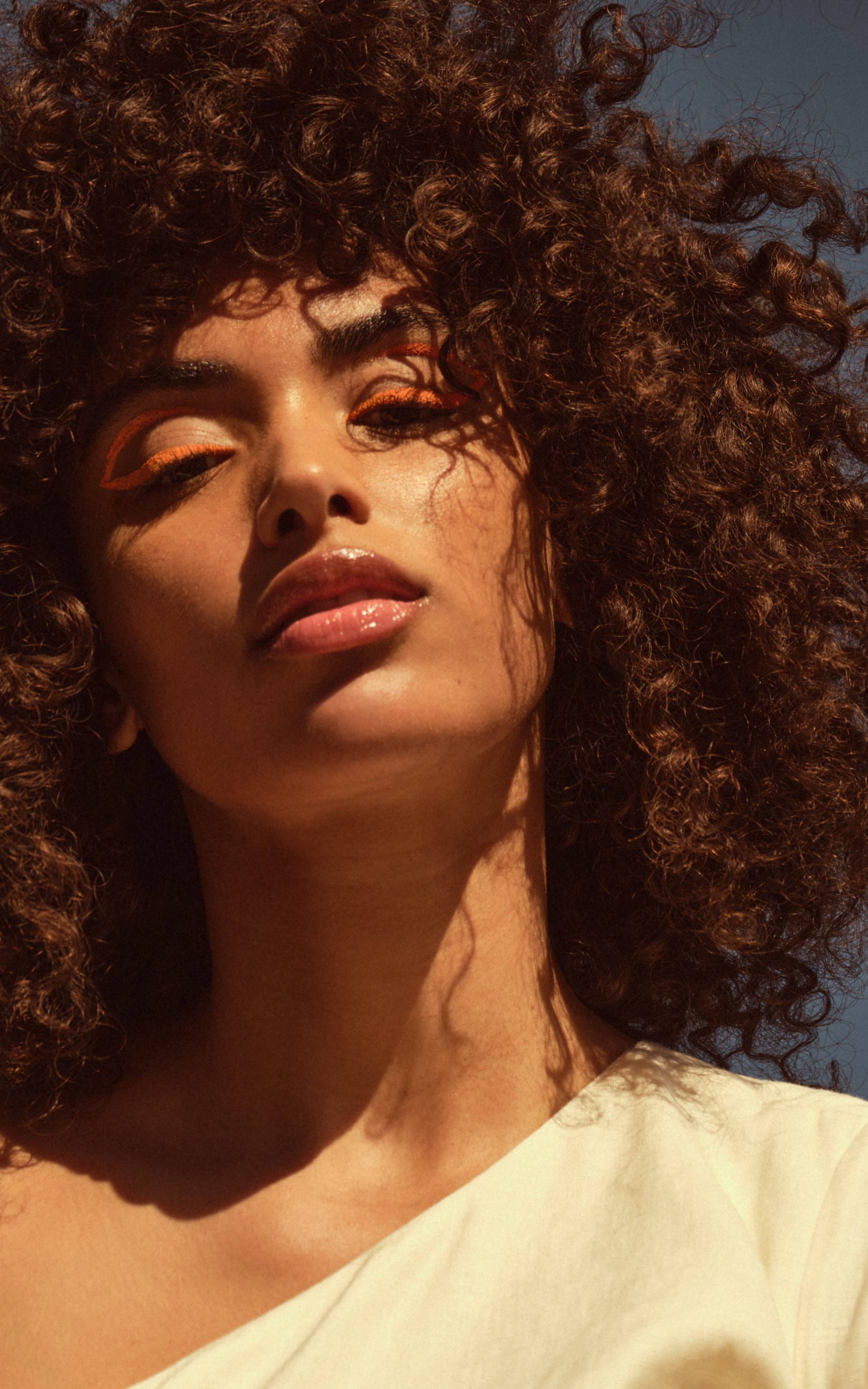Idealni proljetni make up look krije se u beauty proizvodima sa SPF-om