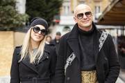 Dobar je stil nasljedan: Tata i kći prave su zvijezde špice, ona u it čizmama, a on u kožnim hlačama i cool džemperu