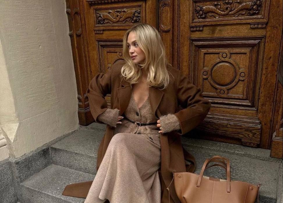 'Mocha Mousse' je nova crna: Kako nositi najpopularniju smeđu nijansu sezone, od glave do pete