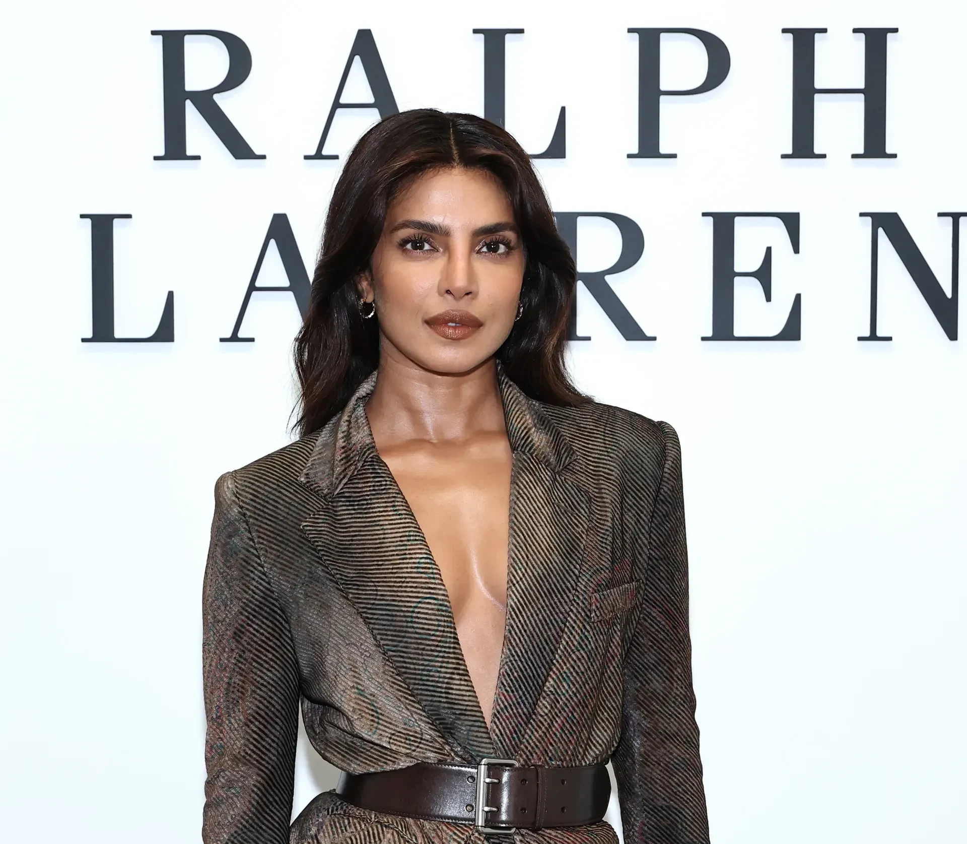 Priyanka Chopra Jonas pokazala kako nositi najveći beauty trend jesenske sezone