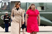 Melania Trump za posjet Ujedinjenom Kraljevstvu oduševila u Burberry kaputu
