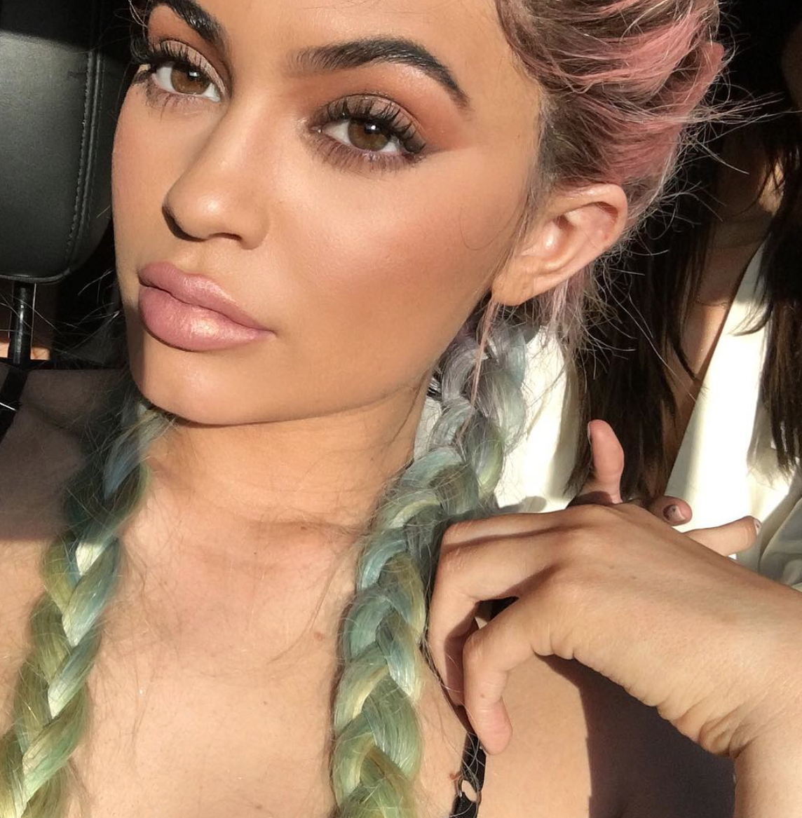 Šokantna transformacija Kylie Jenner