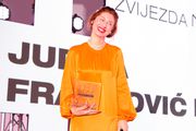 Odlično izdanje Judite Franković Brdar: Na dodjeli nagrada pojavila se u haljini koja se ističe bojom i zanimljivim detaljima