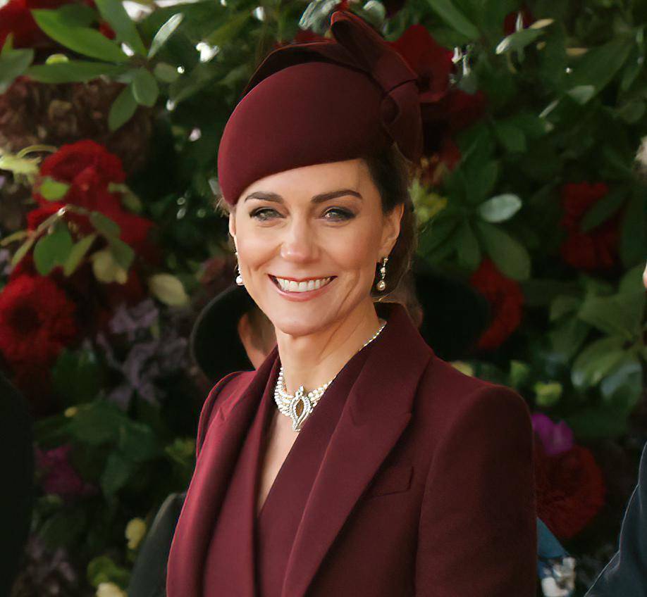 Biseri princeze Kate imaju posebnu vezu s kraljicom Elizabetom i princezom Dianom