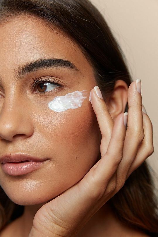 SOS za suhu kožu: 5 koraka za spas od zatezanja i perutanja s dolaskom hladnoće