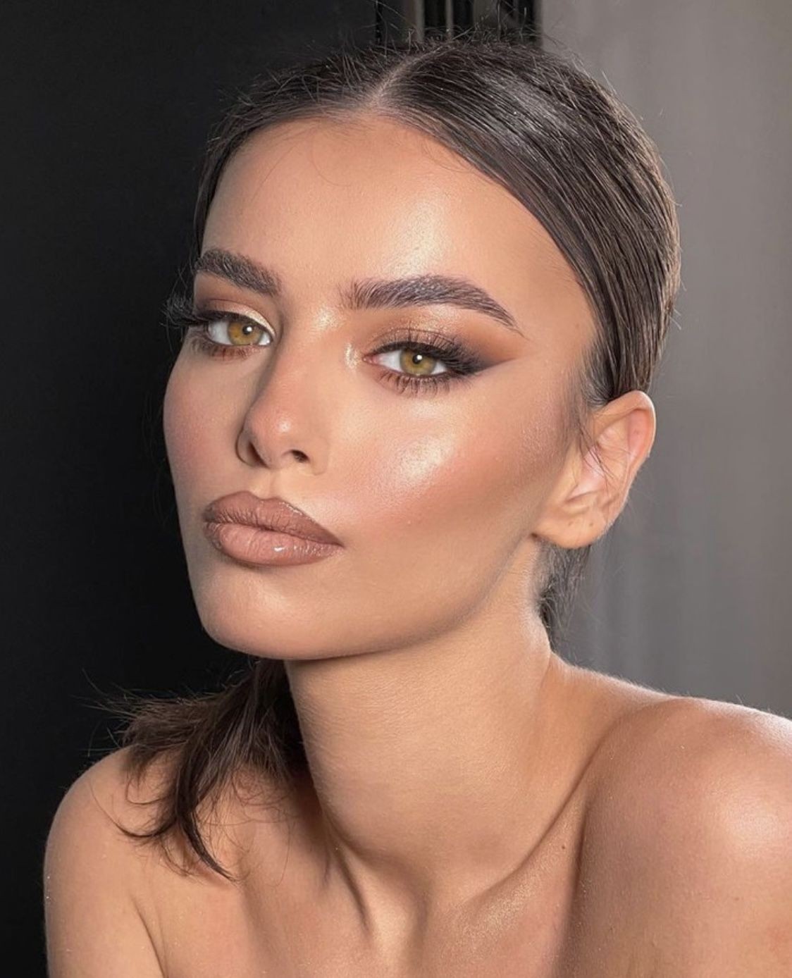 Smeđa je nova crna: Maskare u čokoladnim nijansama zaludile su beauty svijet, a ove slove kao najučinkovitije