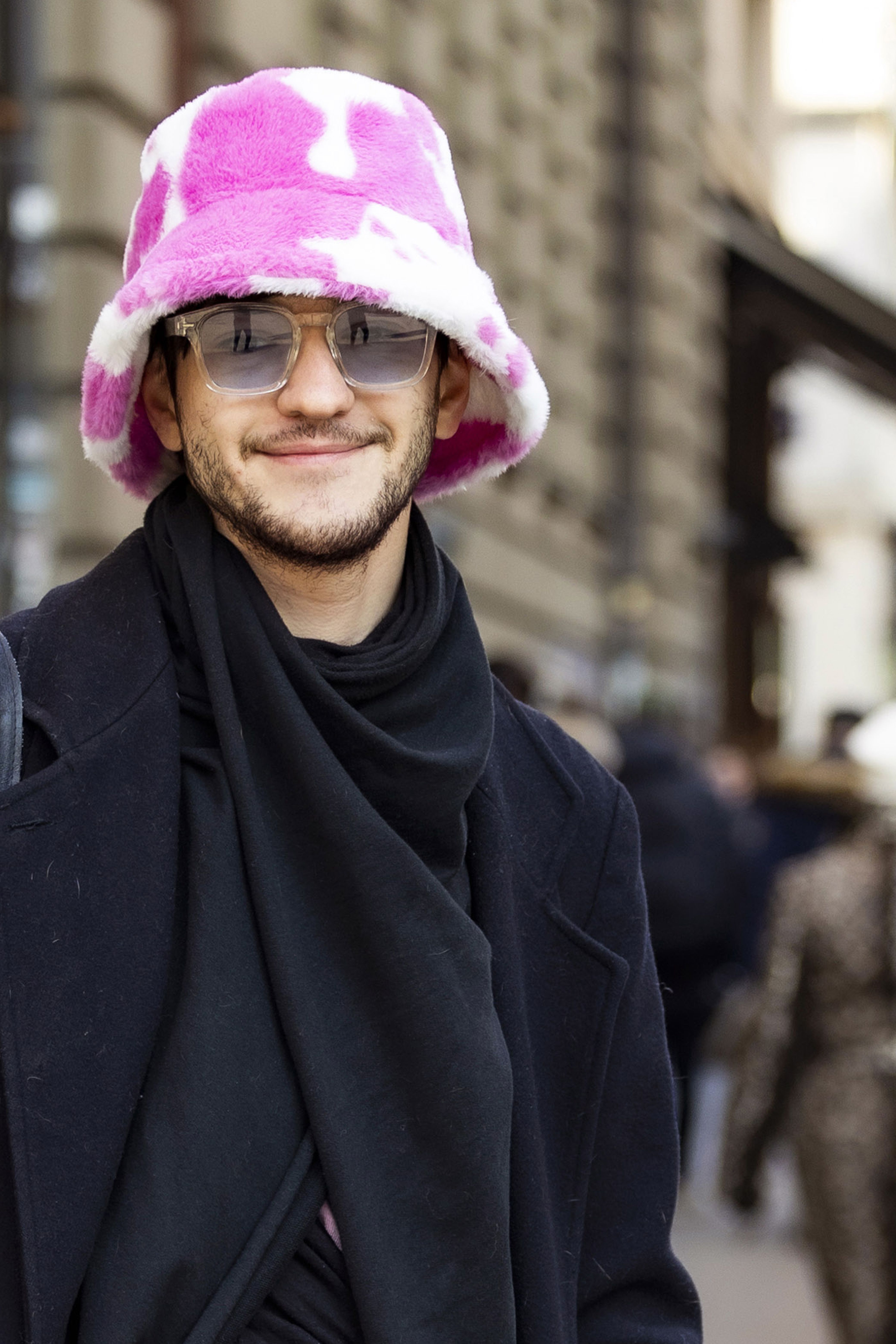 Renato zna kako isfurati ružičastu boju: 'Odjeća mi je sva jednobojna, a uzorke nosim samo na detaljima'