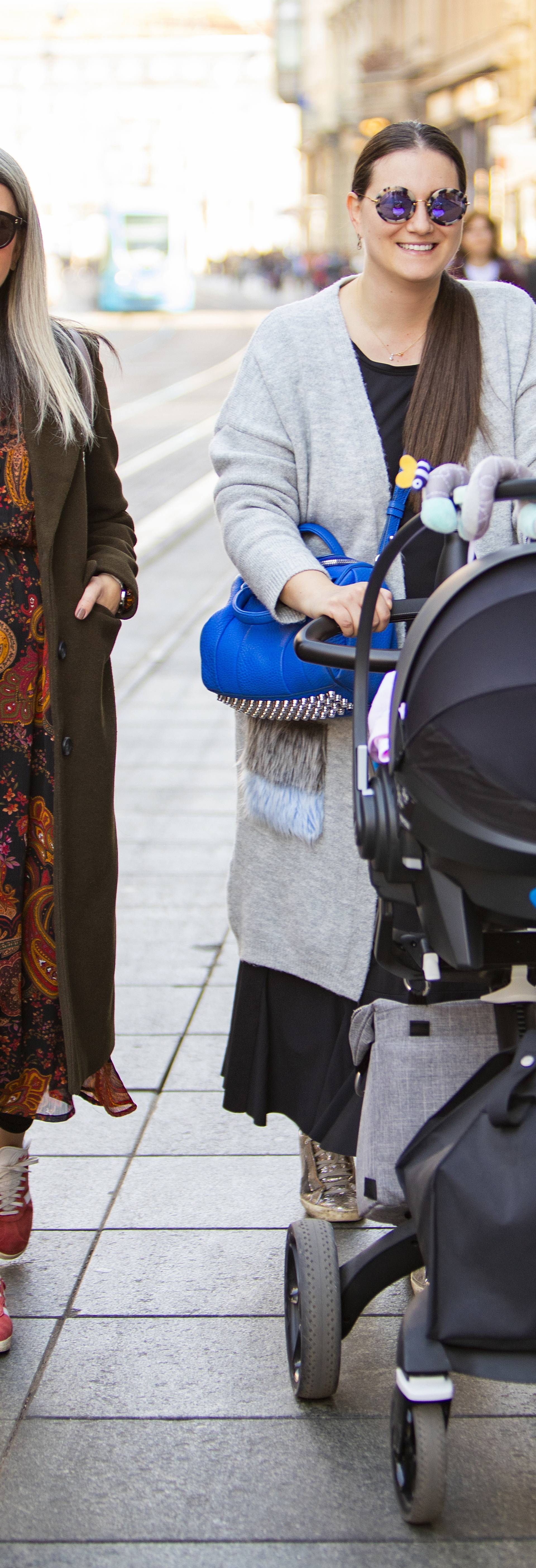 Kako su samo super: "Obukle smo jedine haljine u koje trenutno stanemom #momlife!"