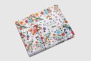 Gucci ima predivnu knjigu posvećenu svilenim maramama koje izgledaju poput umjetničkih djela