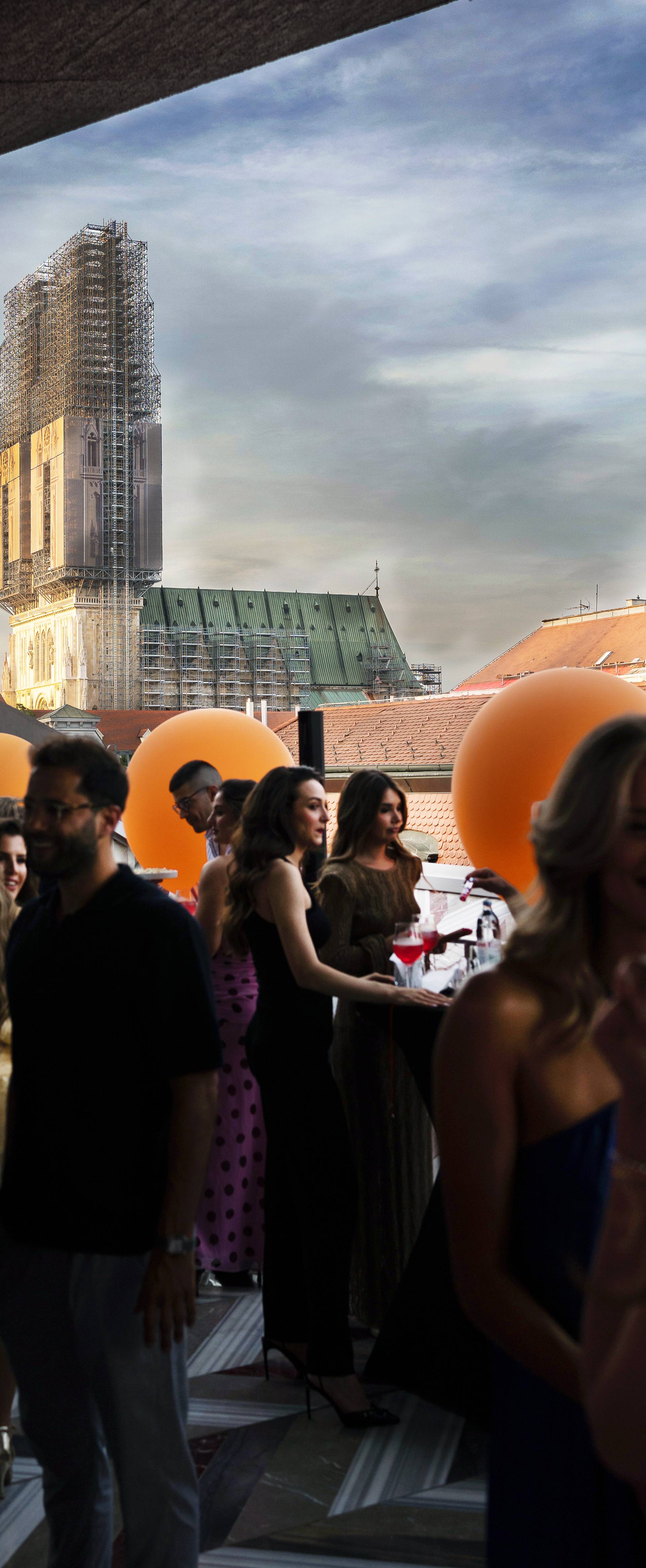 Spektakularni Sunset Soirée by Abrienne okupio zagrebačku kreativnu scenu na ekskluzivnom rooftop događanju
