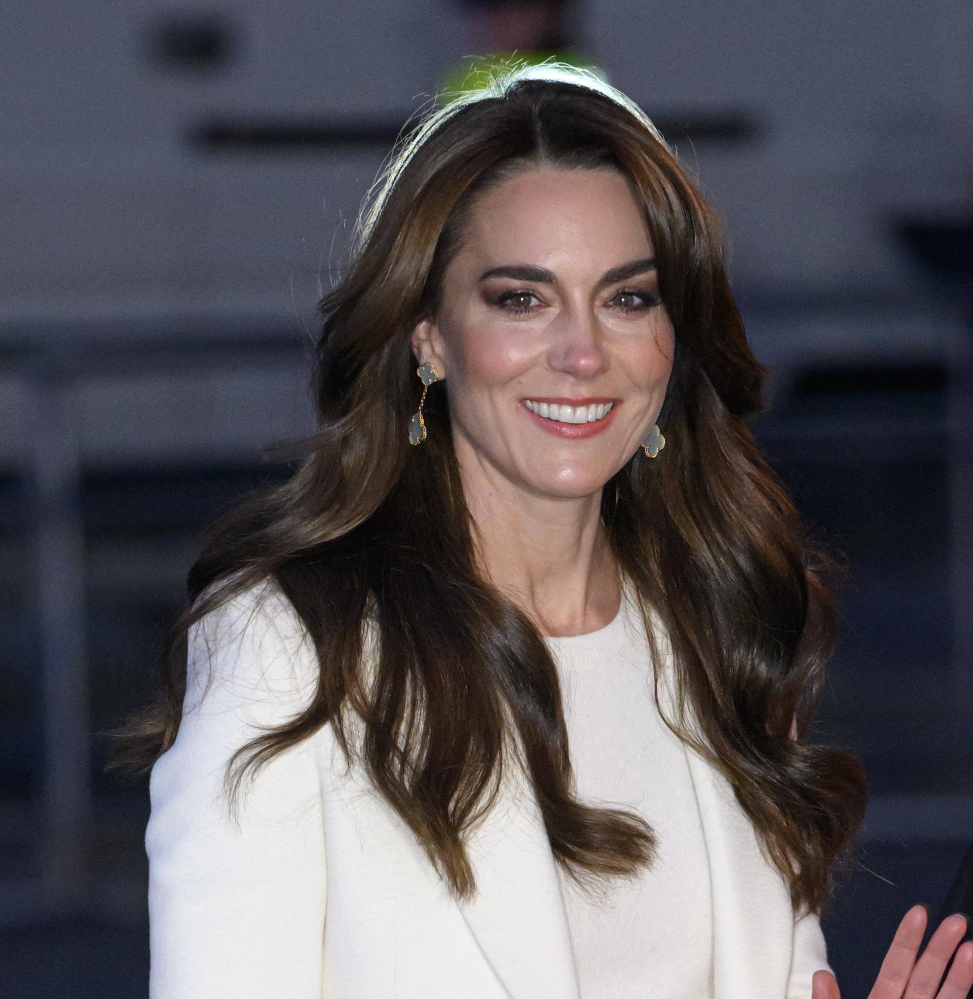 Blowout frizura koju nosi Kate Middleton novi je hit, a izgleda luksuzno, svevremenski i sjajno