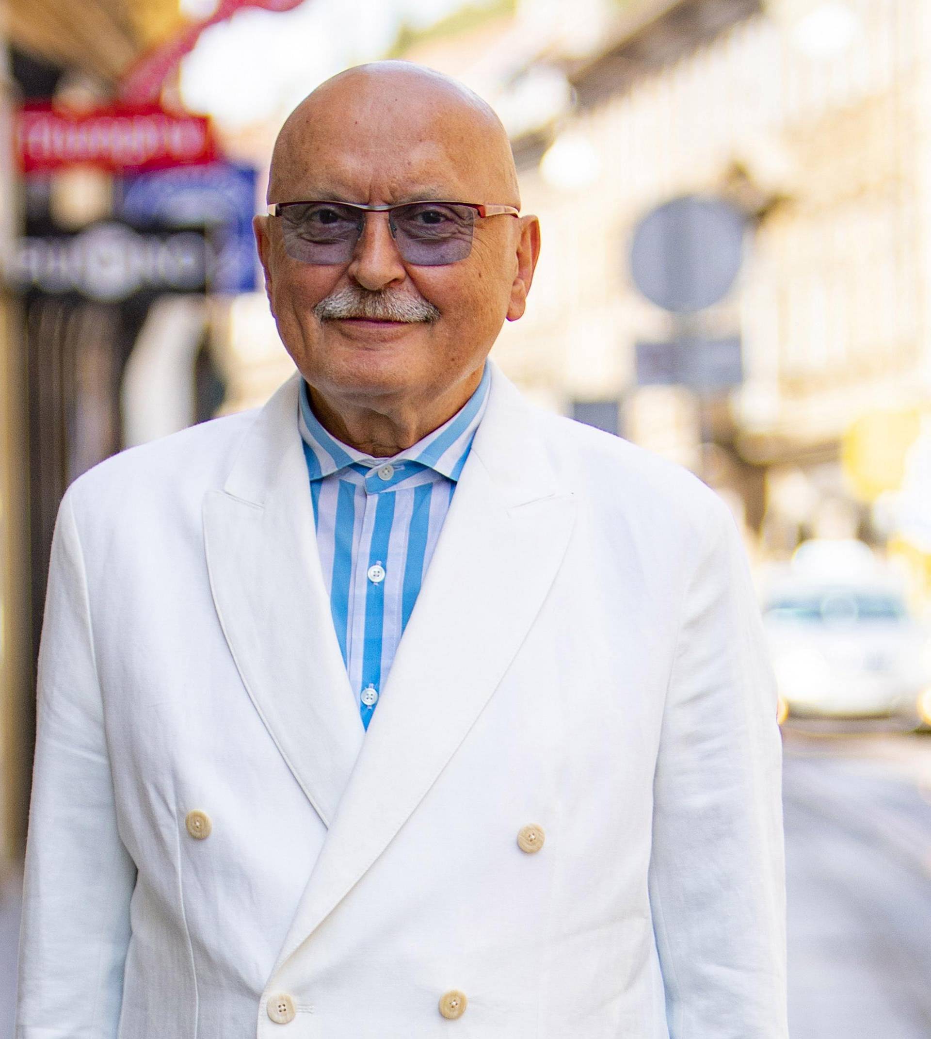 Modna odvažnost poput njegove dobrodošla je na ulicama Zagreba: 'Ovaj outfit sam odabrao jer je lijep dan'